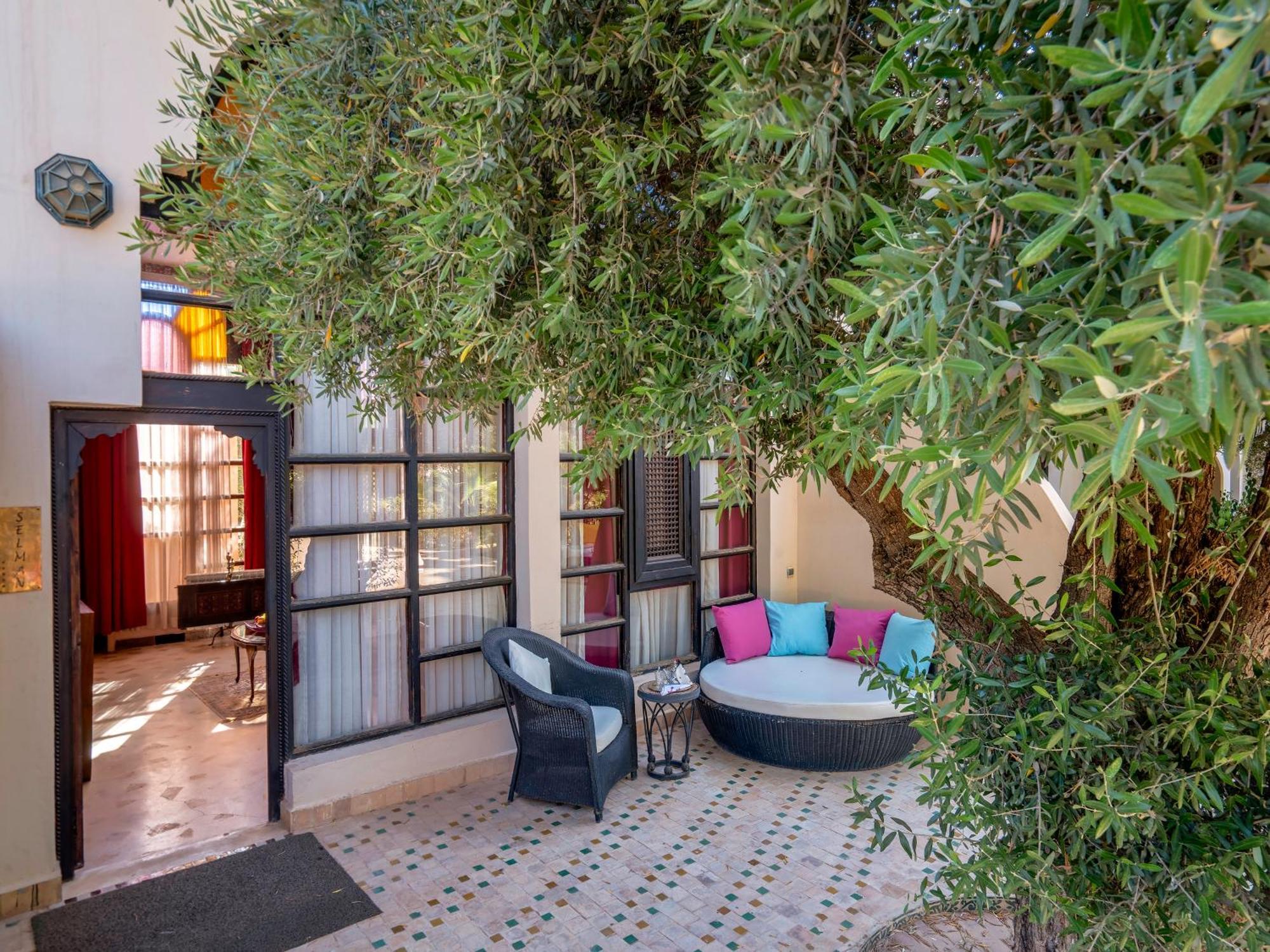Riad Cle De Sol El Jem'a Ghemat Exteriör bild
