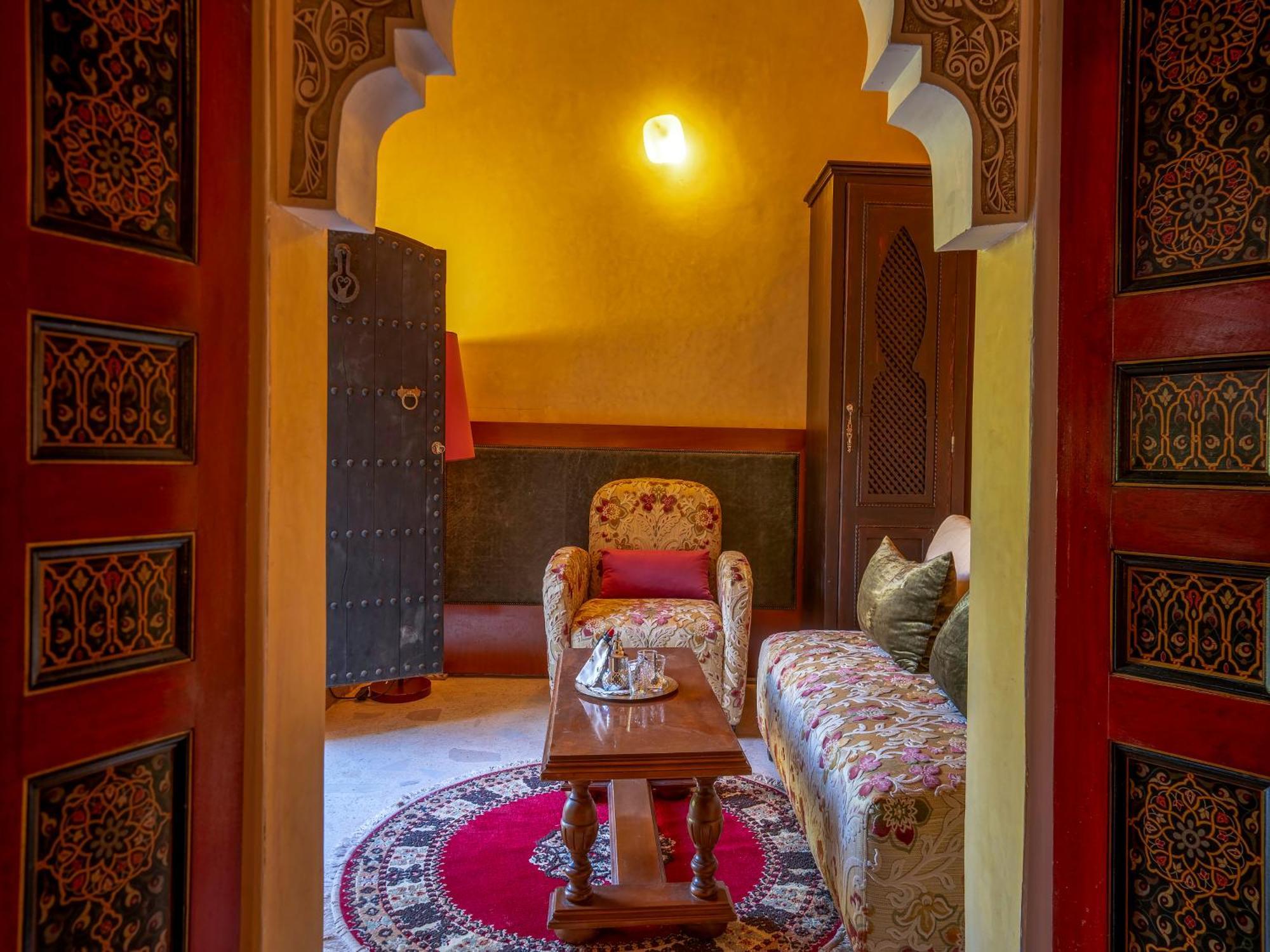 Riad Cle De Sol El Jem'a Ghemat Exteriör bild