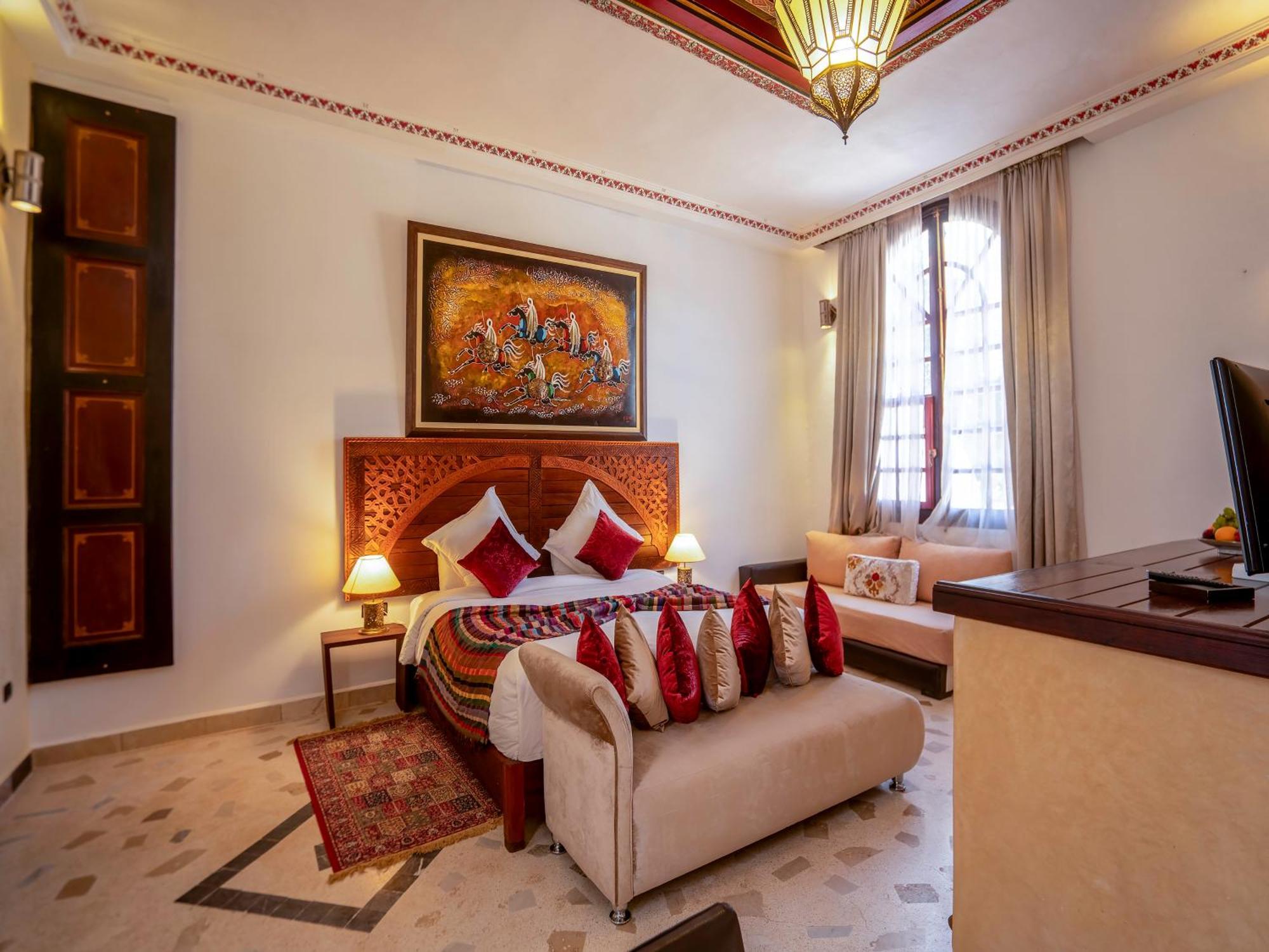 Riad Cle De Sol El Jem'a Ghemat Exteriör bild